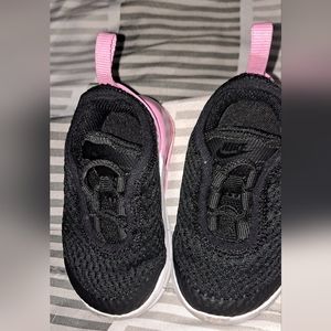 Toddler sneakers